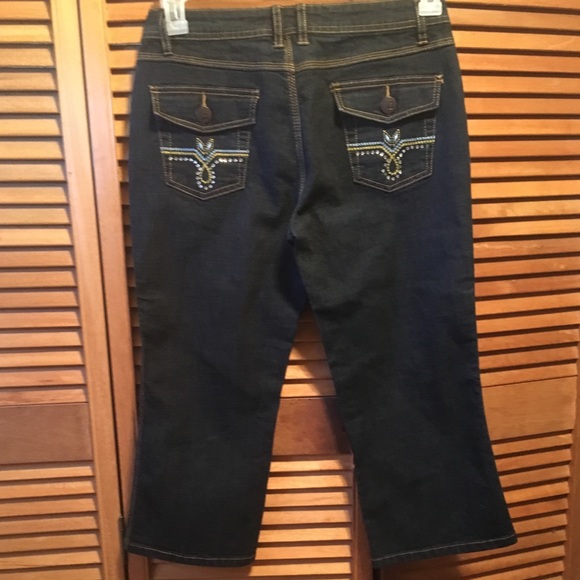 DIRT Dark Denim Blue Capris - Picture 6 of 8
